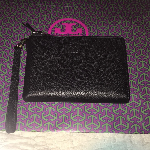 tory burch thea large zip pouch